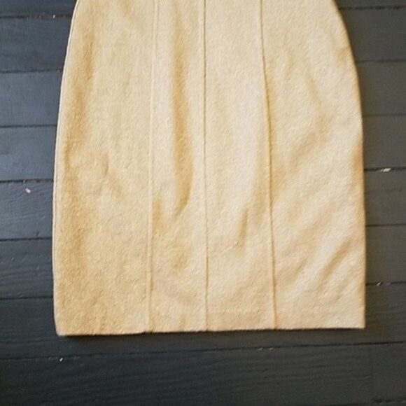 Banana Republic Gold Dress - Picture 5 of 8